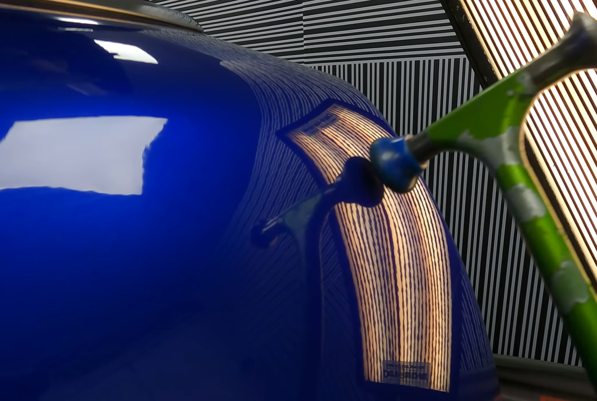 Mobile paintless dent repair in Las Vegas