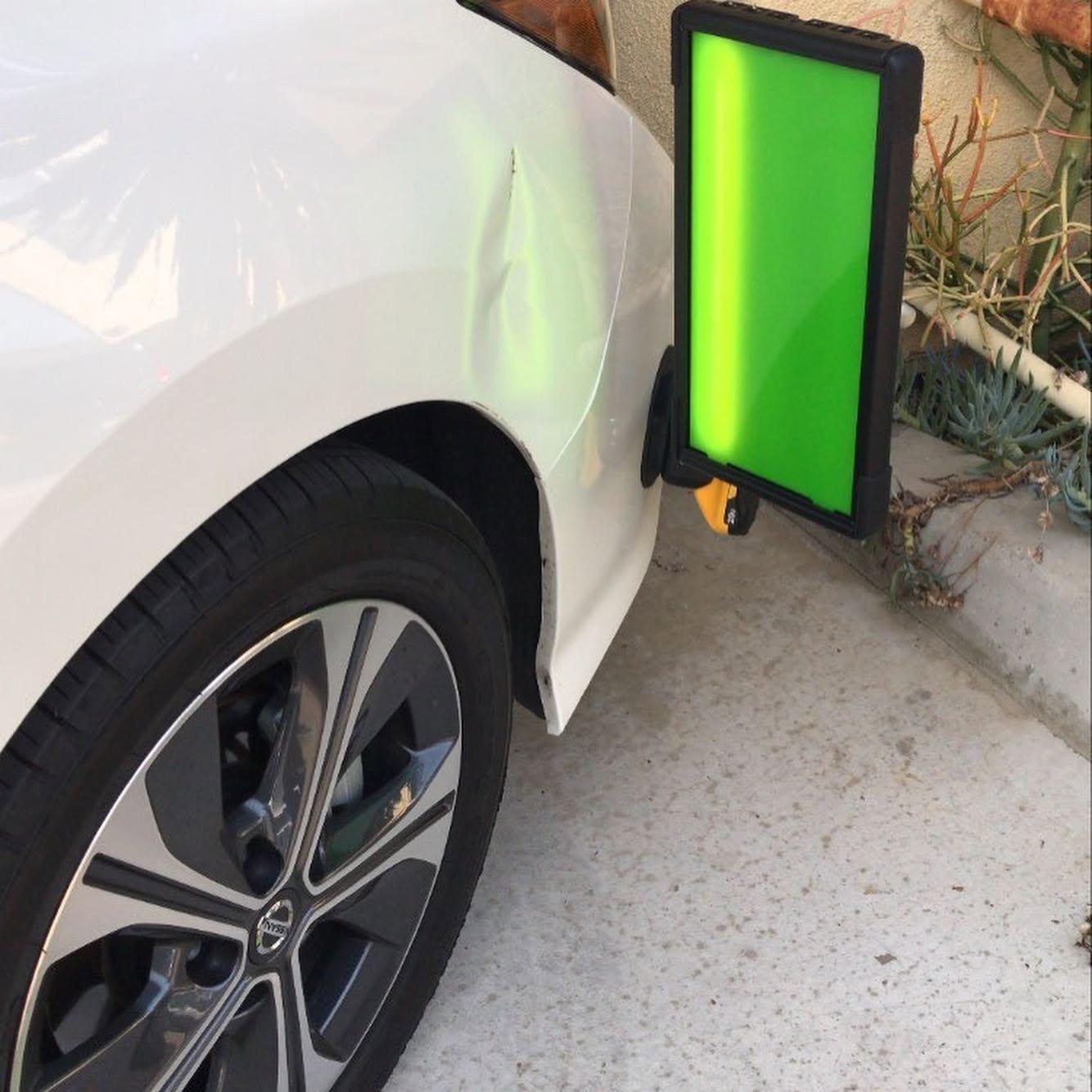 Door ding before PDR repair